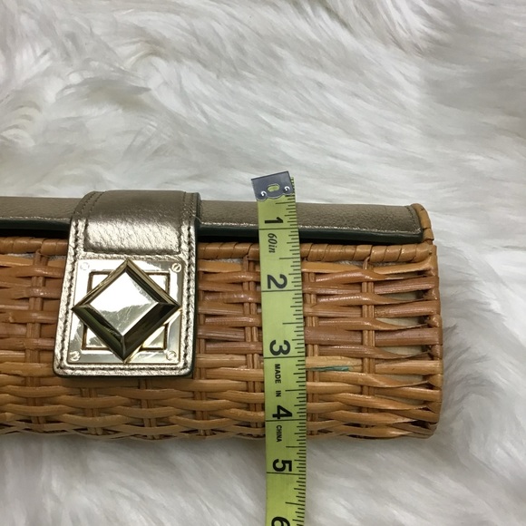 MICHAEL KORS wicker/leather baguette clutch Gold Tone Turn Lock - Picture 3 of 13